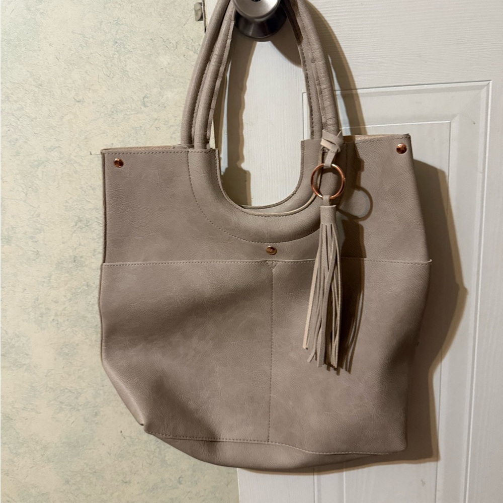 Elegant Beige Tote Bag